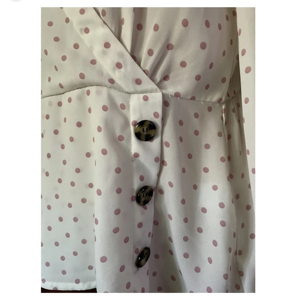 Almost Famous Blouse Size Medium Poly Top Ruffle Sleeve - Picture 7 of 7